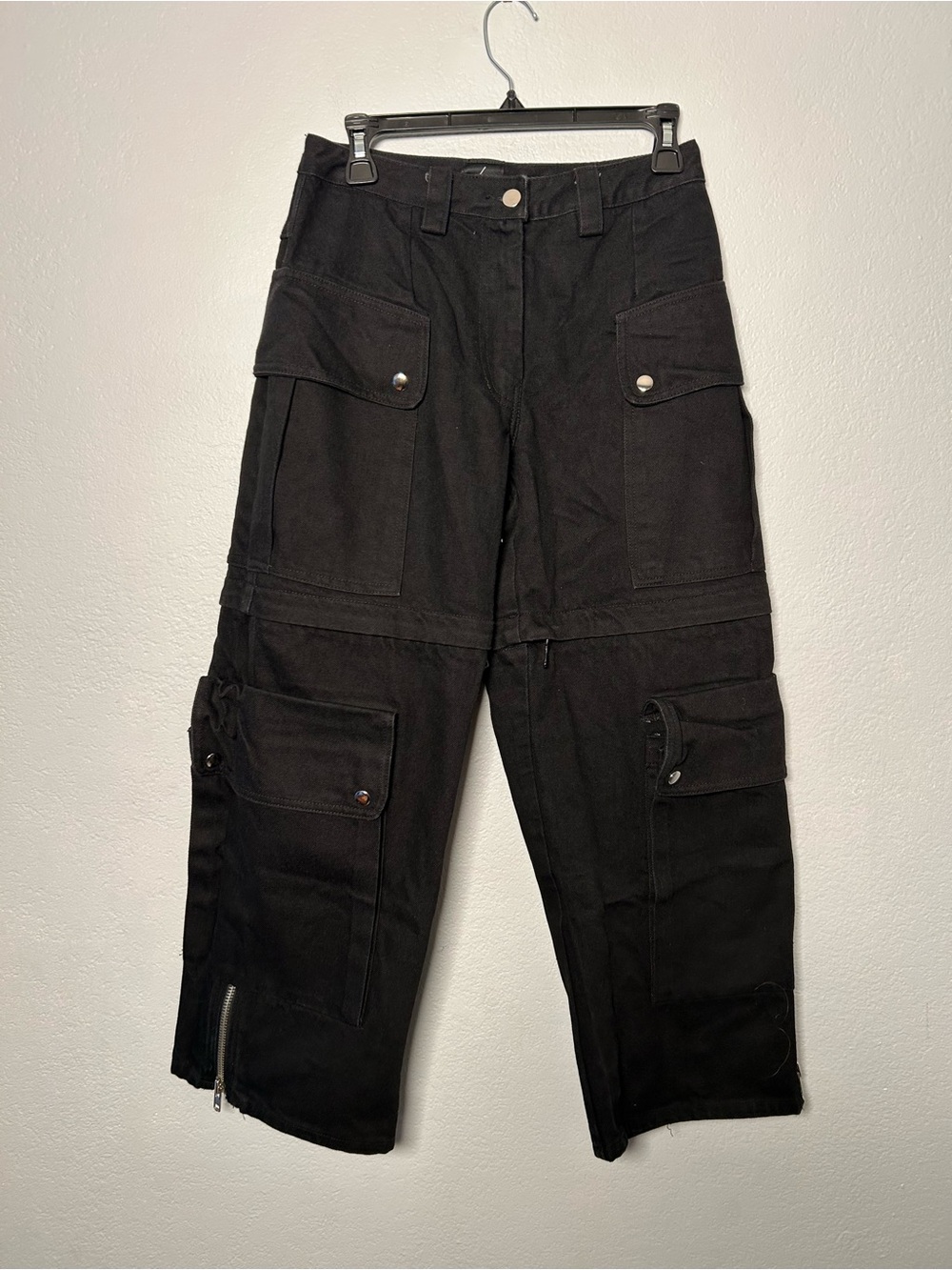 LIONNE Wide-Leg Black Cargo Jeans Streetwear Convertible zip off shorts!! size 6